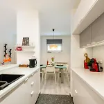 Nora - Modern Cozy With Free Parking And Terrace Zadar