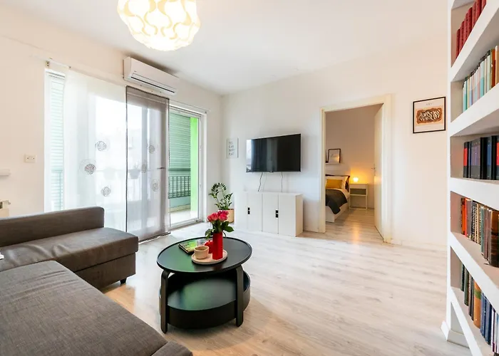 アパート Nora - Modern Cozy With Free Parking And Terrace *