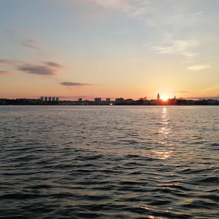 Nora - Modern Cozy With Free Parking And Terrace