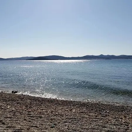 Nora - Modern Cozy With Free Parking And Terrace 아파트 *