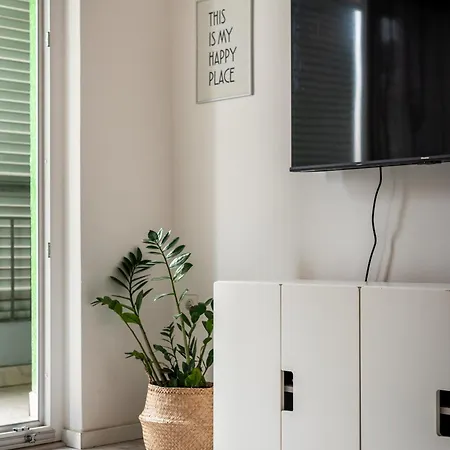 Nora - Modern Cozy With Free Parking And Terrace 자다르