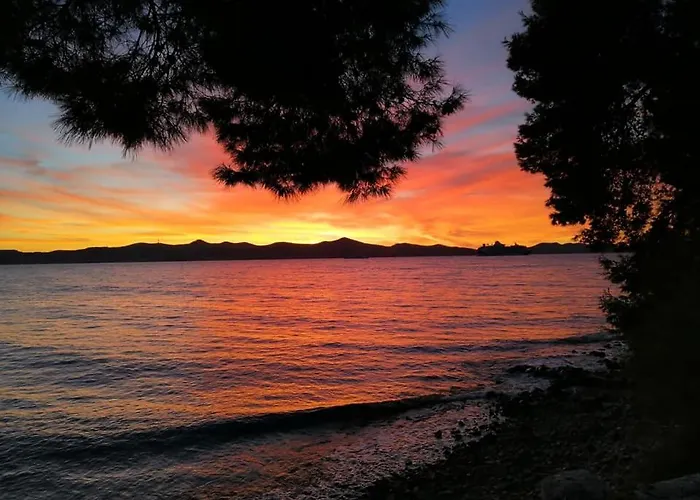 Nora - Modern Cozy With Free Parking And Terrace *