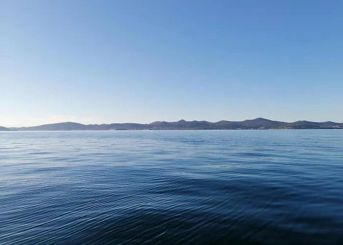 דירה Nora - Modern Cozy With Free Parking And Terrace