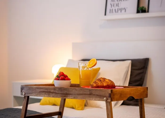 Nora - Modern Cozy With Free Parking And Terrace דירה *