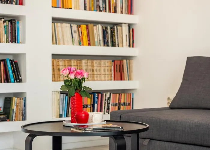 Nora - Modern Cozy With Free Parking And Terrace דירה