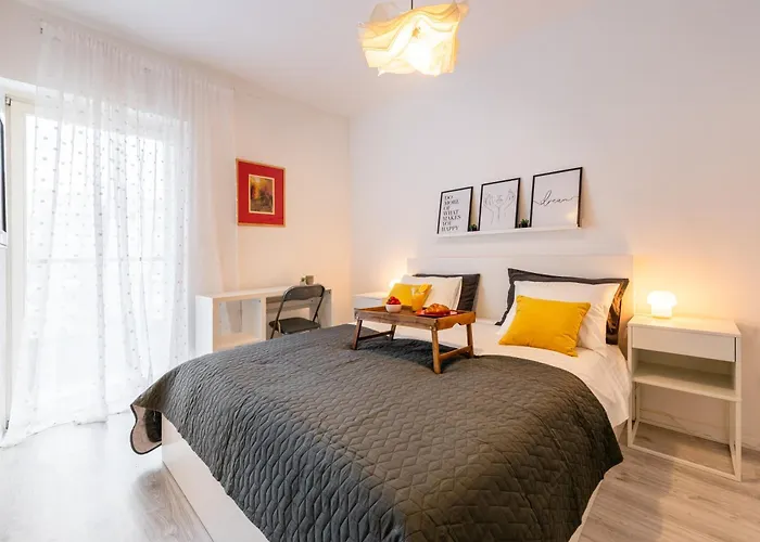 Nora - Modern Cozy With Free Parking And Terrace דירה