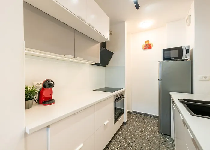 Lejlighed Nora - Modern Cozy With Free Parking And Terrace