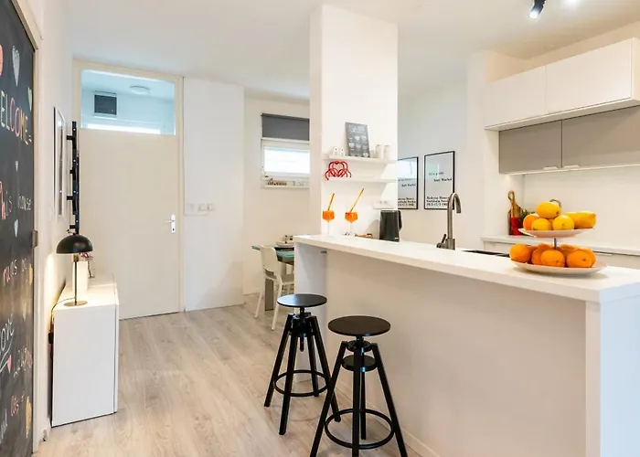 Nora - Modern Cozy With Free Parking And Terrace דירה *