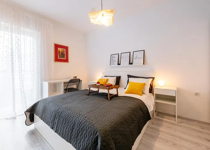 Nora - Modern Cozy With Free Parking And Terrace Lejlighed Zadar