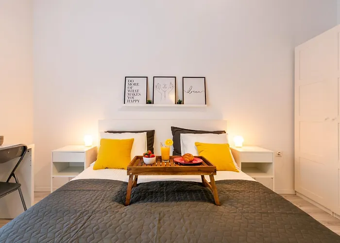 Nora - Modern Cozy With Free Parking And Terrace *