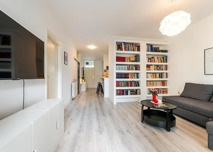 Nora - Modern Cozy With Free Parking And Terrace דירה